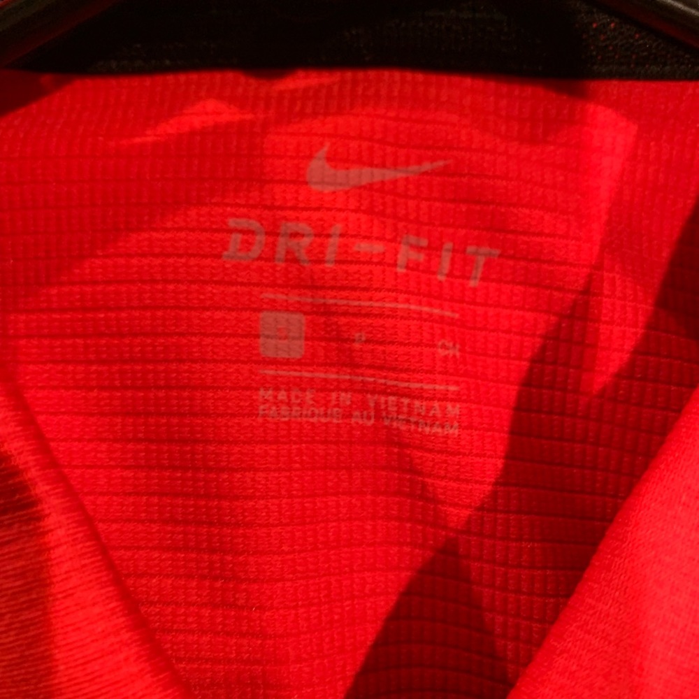 NWT Nike Dri-Fit Mens Red Polo - Picture 2 of 3